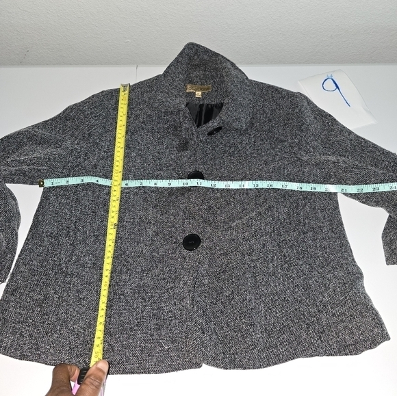 Notations women's blazer in medium color black gray 2button has spot on chest - Picture 2 of 10